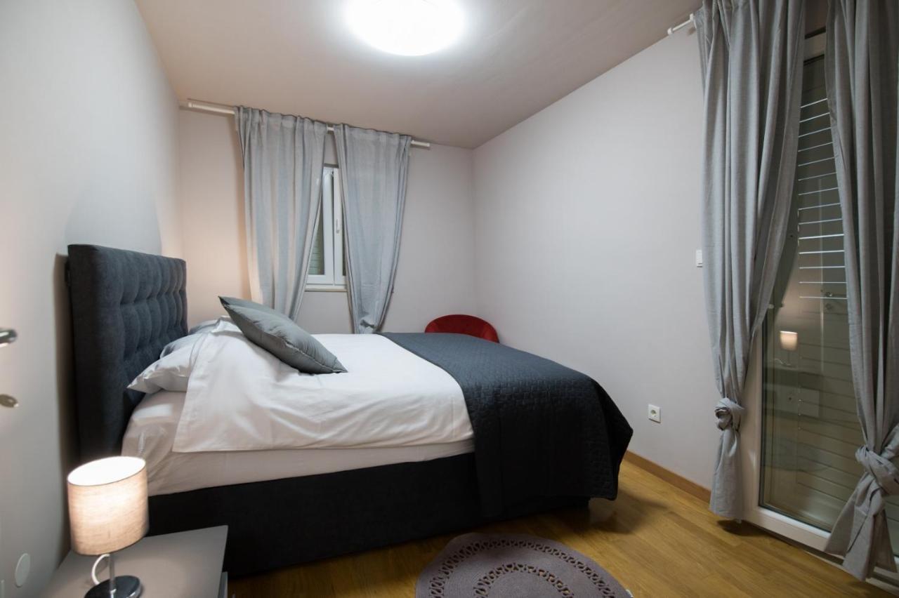 Brand New Aparment With Sea View & Swimming Pool At Ciovo - Villa Fiorentini Τρογκίρ Εξωτερικό φωτογραφία
