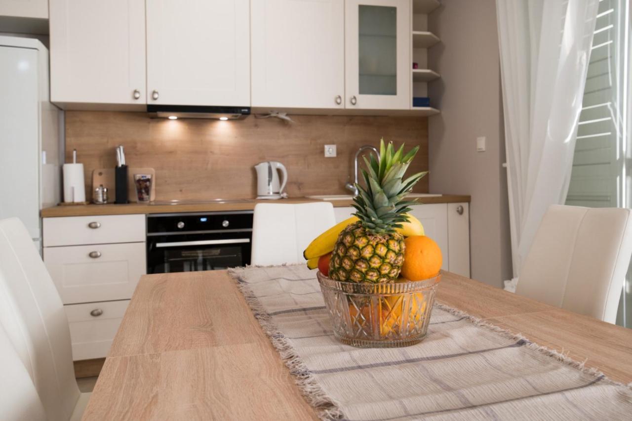 Brand New Aparment With Sea View & Swimming Pool At Ciovo - Villa Fiorentini Τρογκίρ Εξωτερικό φωτογραφία
