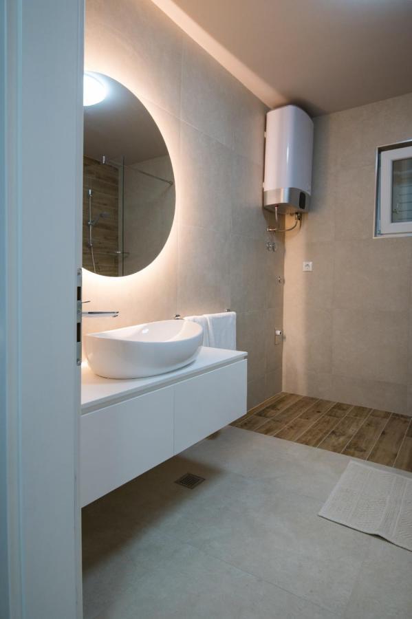 Brand New Aparment With Sea View & Swimming Pool At Ciovo - Villa Fiorentini Τρογκίρ Εξωτερικό φωτογραφία